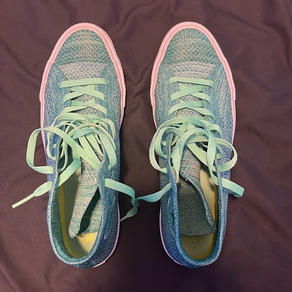 Converse All-Star Green Rare Men’s Size 10.5 Perfect Condition ☘️ - Picture 7 of 8